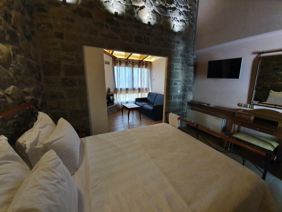 The View Village - Villas Suites & Spa كاربينيسي المظهر الخارجي الصورة